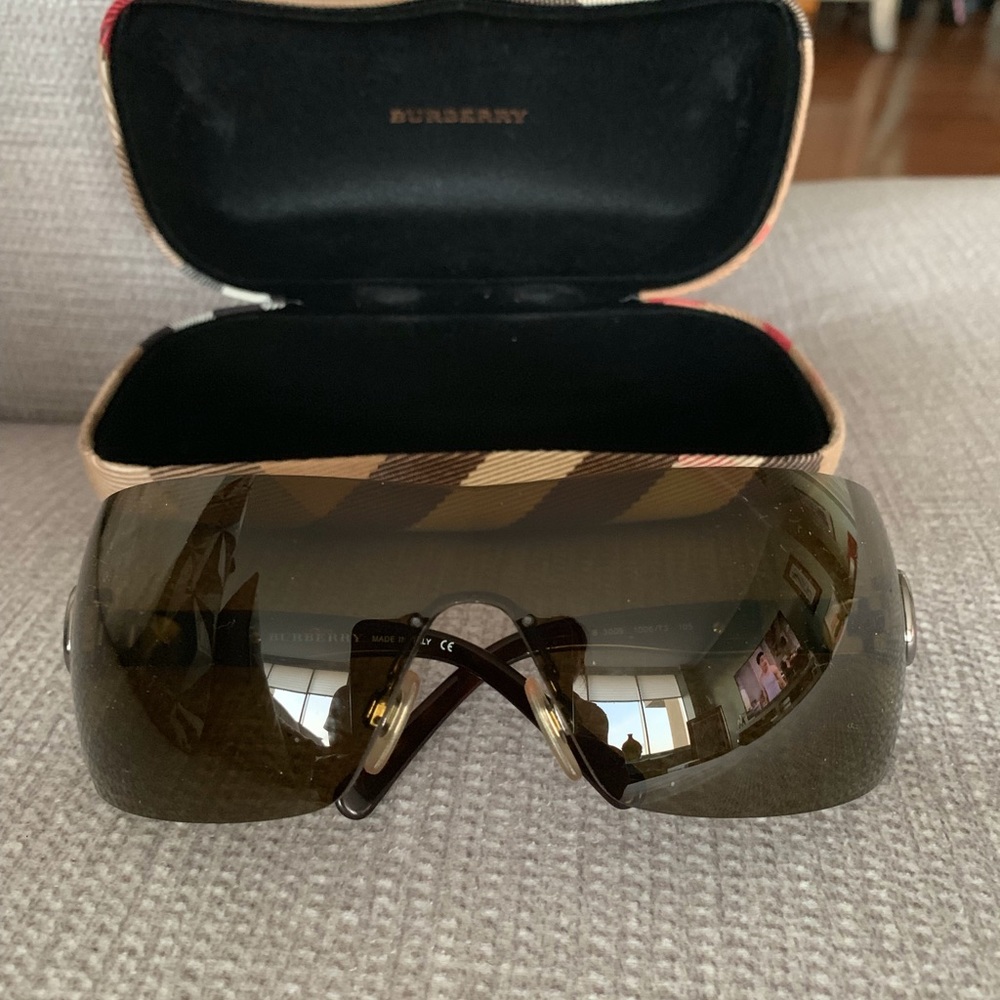Burberry Sunglasses